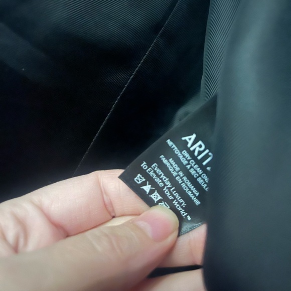 Aritzia black Beatrix Coat - Picture 4 of 6